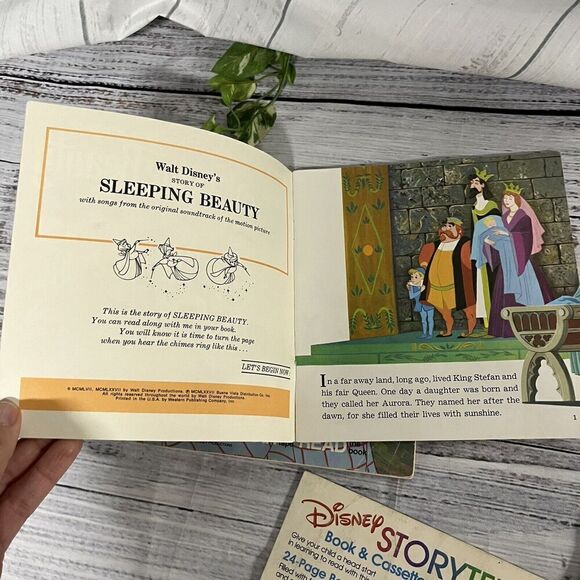 Lot of 4 Vintage Disney Read A Long Books Dumbo Cinderella Sleeping Beauty Tramp - Picture 10 of 12